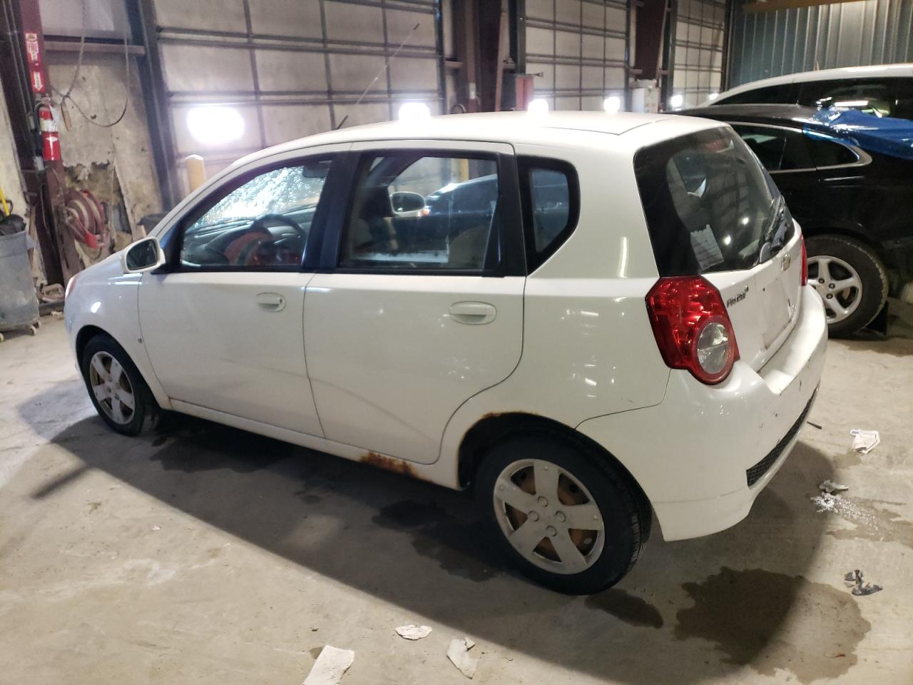 Image 2 of 2009 CHEVROLET AVEO LS 2009 with VIN KL1TD66E69B682088