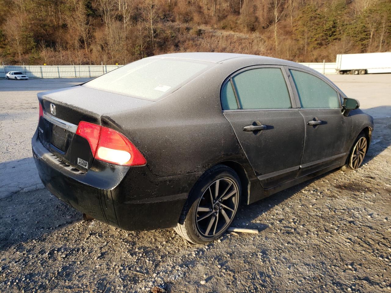 Obraz 3 z 2011 HONDA CIVIC LX 2011 z VIN 19XFA1F50BE050097