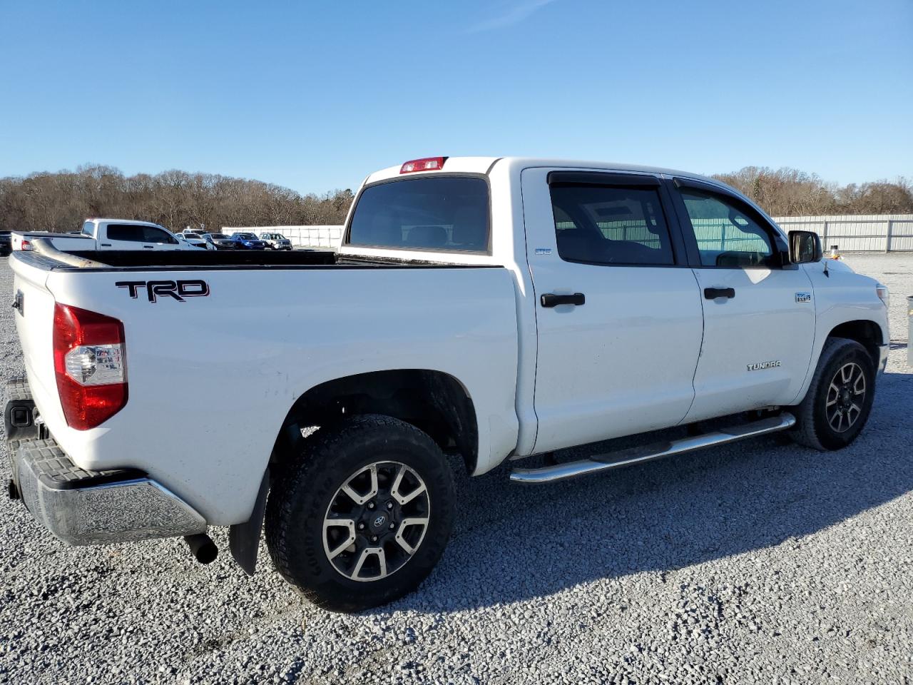 Obraz 3 z 2014 TOYOTA TUNDRA CREWMAX SR5 2014 z VIN 5TFDY5F18EX407585