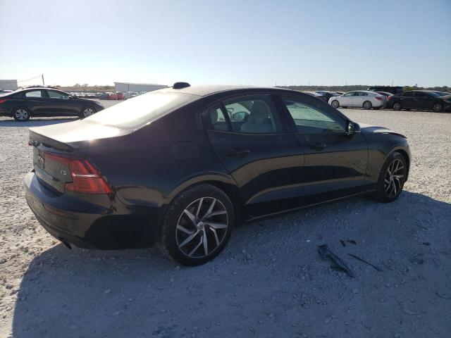 Image 3 of 2020 VOLVO S60 T5 MOMENTUM 2020 with VIN 7JR102FK9LG036579