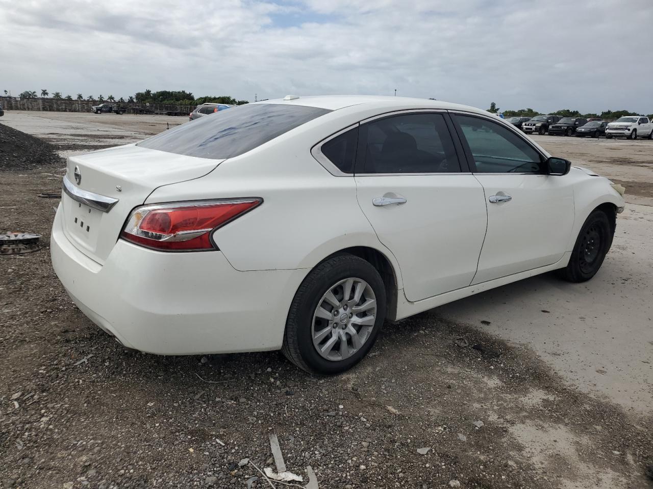 Изображение 3 2015 NISSAN ALTIMA 2.5 2015 с VIN 1N4AL3AP6FN362943