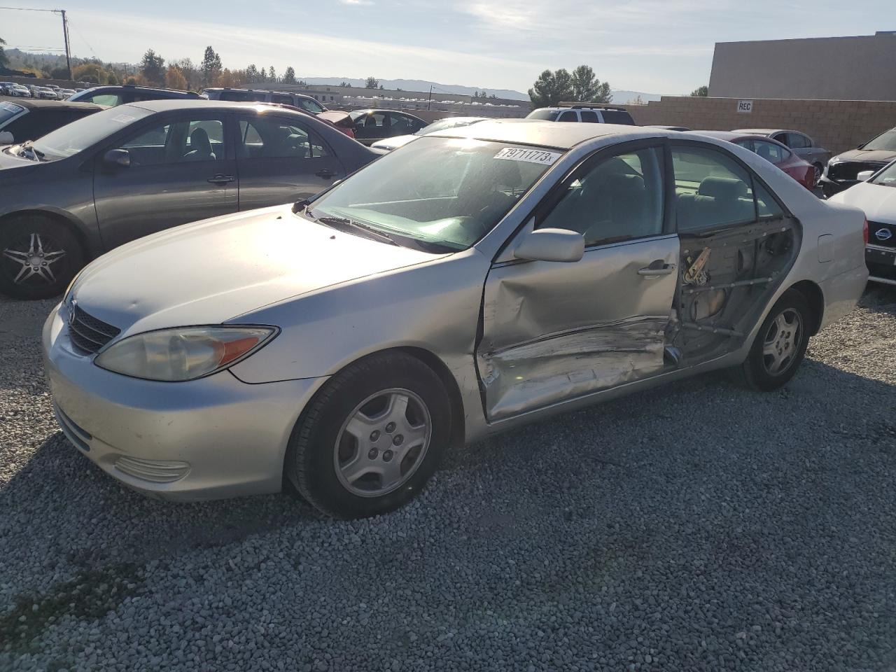 Image 1 of 2003 TOYOTA CAMRY LE 2003 with VIN 4T1BF32K13U049837