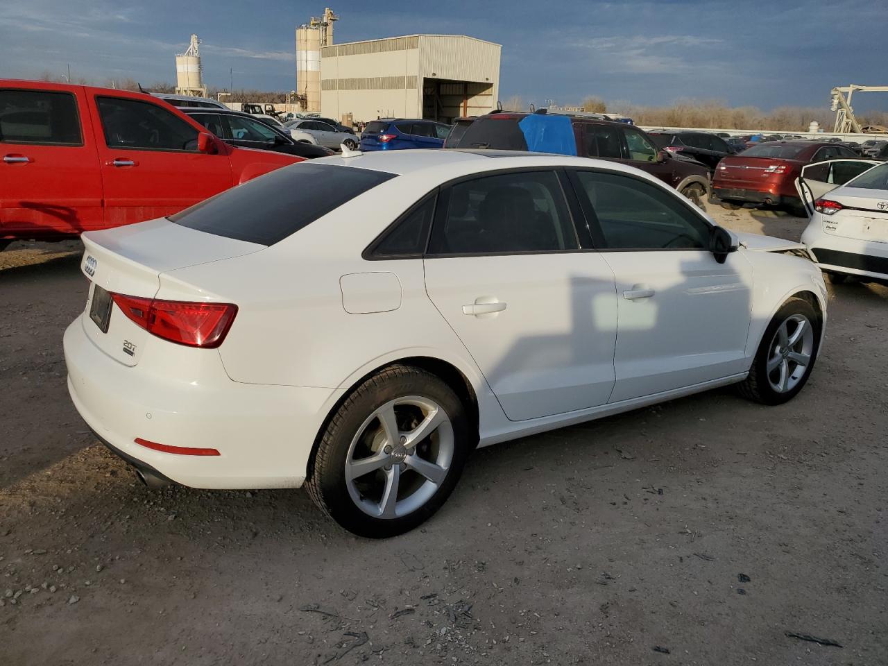 Изображение 3 2016 AUDI A3 PREMIUM 2016 с VIN WAUB8GFF1G1004808