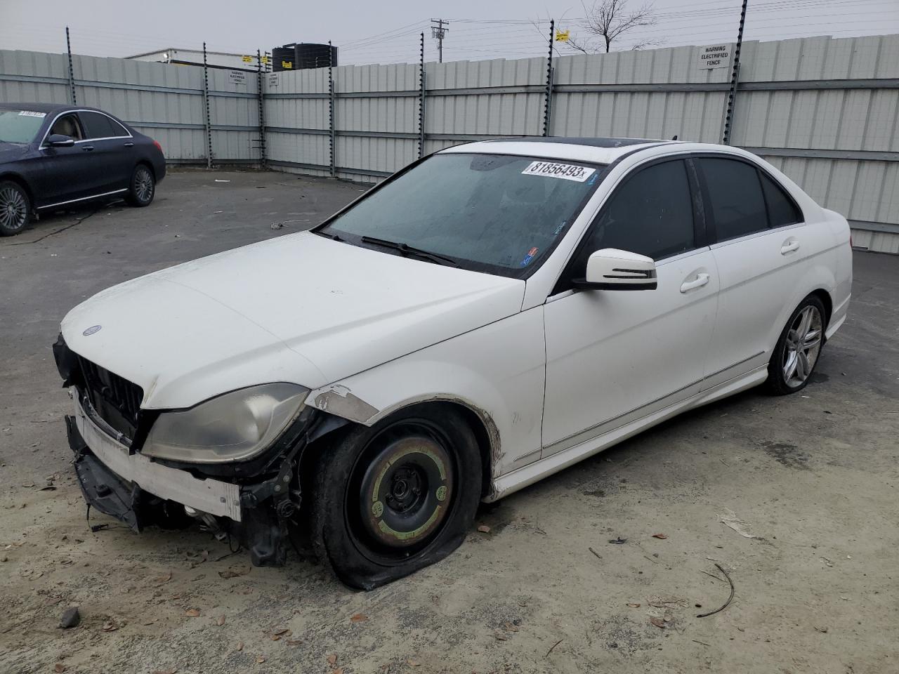 Obraz 1 z 2013 MERCEDES-BENZ C 300 4MATIC 2013 z VIN WDDGF8AB2DR255834