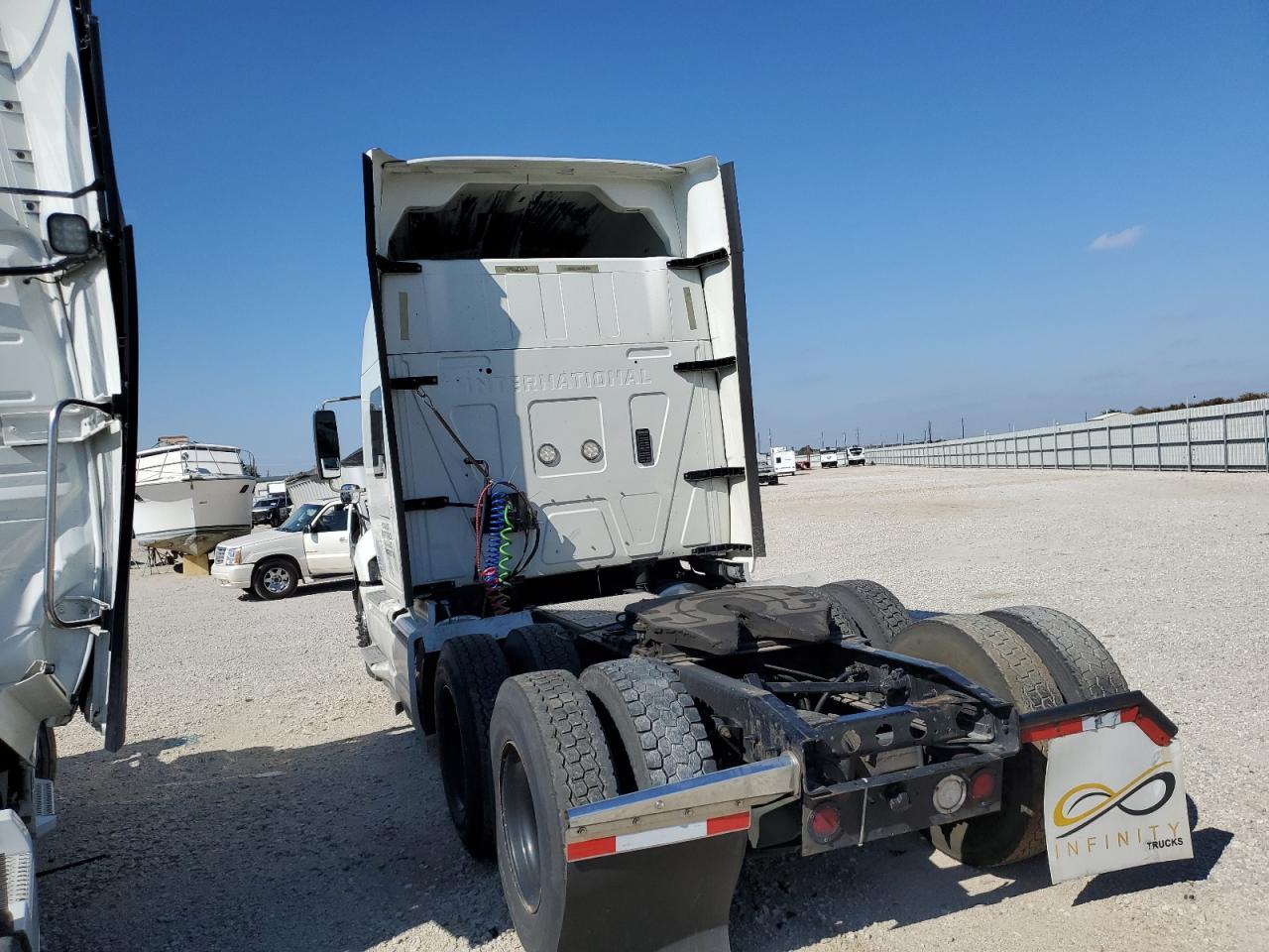 Obraz 3 z 2016 INTERNATIONAL PROSTAR  2016 z VIN 3HSDJAPR6GN001798