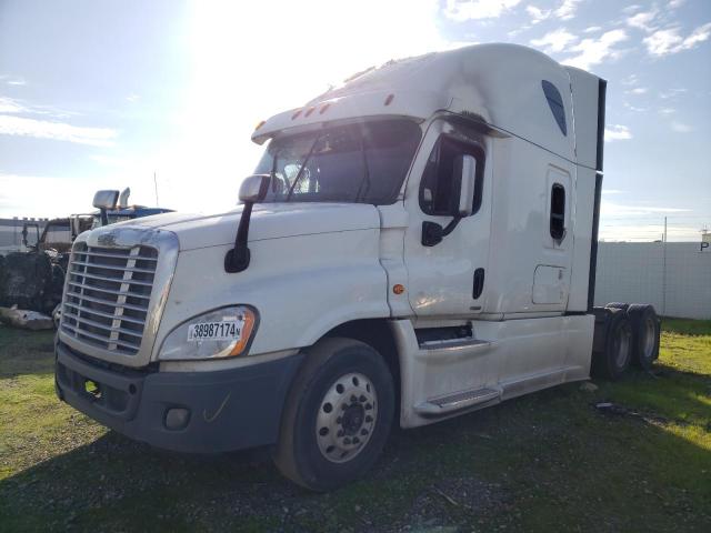 Image 2 of 2017 FREIGHTLINER CASCADIA 125  2017 with VIN 3AKJGLDR9HSHF7852