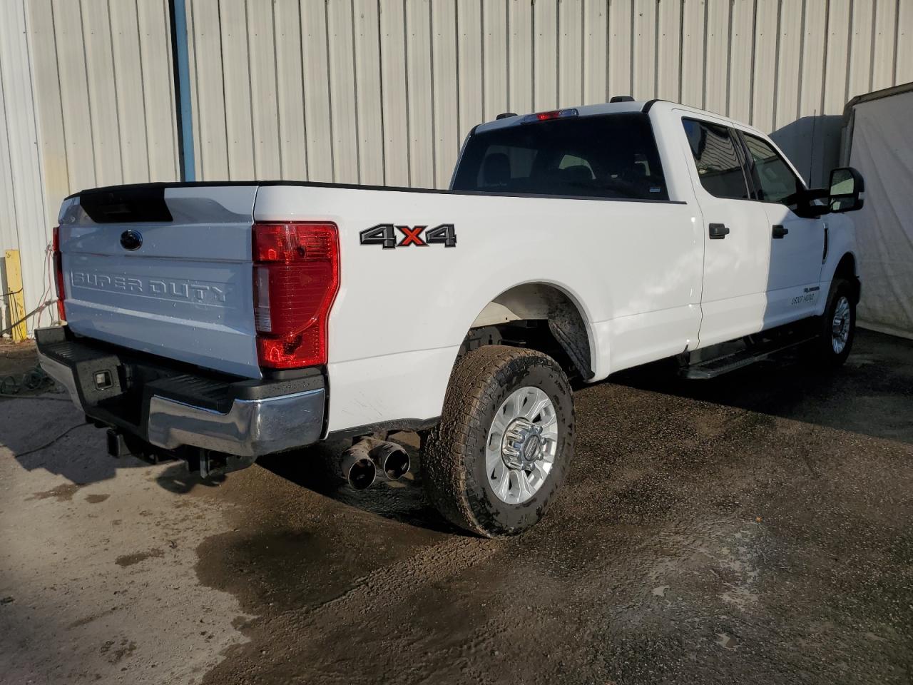 Image 3 of 2022 FORD F350 SUPER DUTY 2022 with VIN 1FT8W3BT1NEF60016