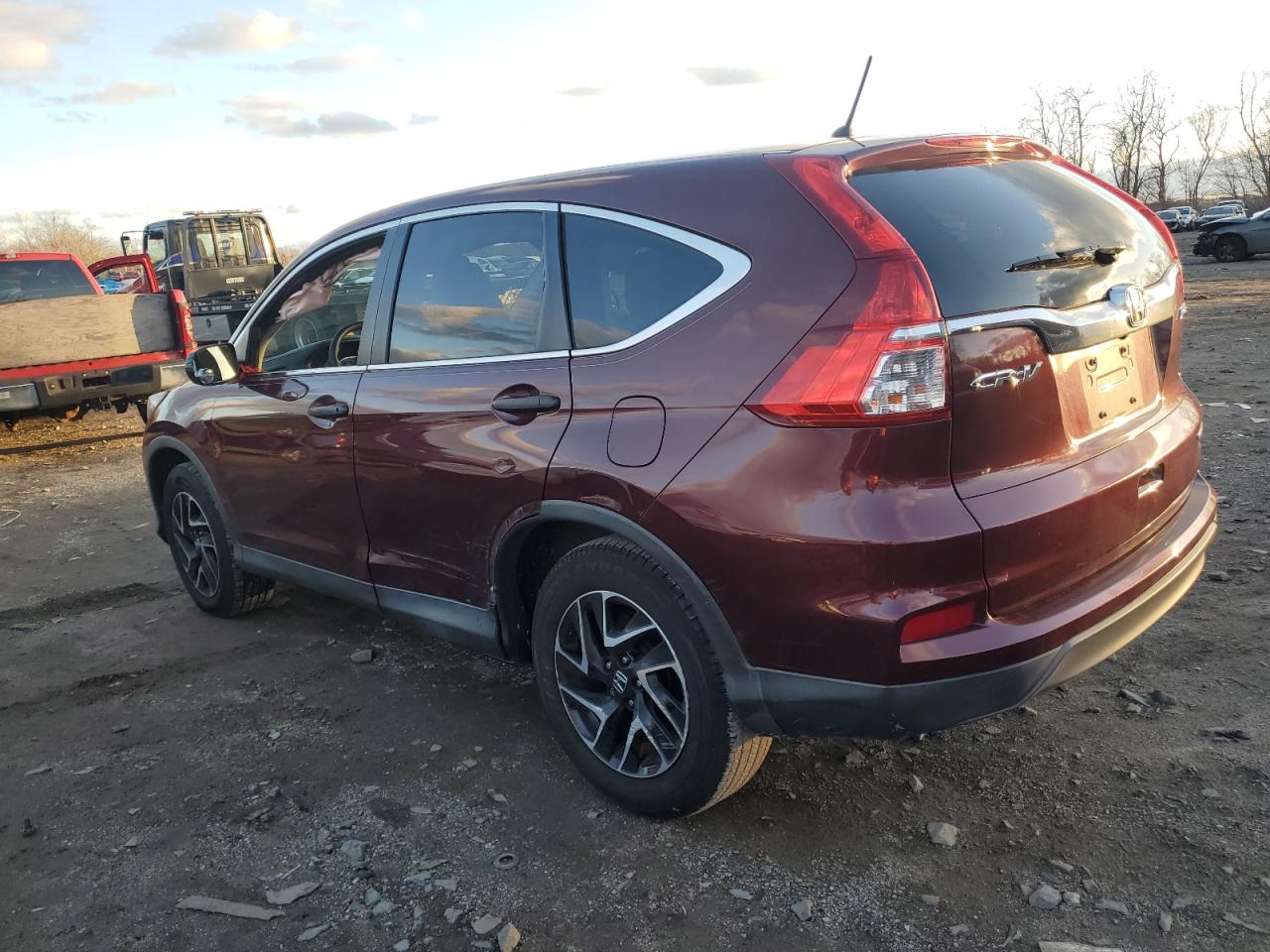Obraz 2 z 2016 HONDA CR-V SE 2016 z VIN 2HKRM4H4XGH679413