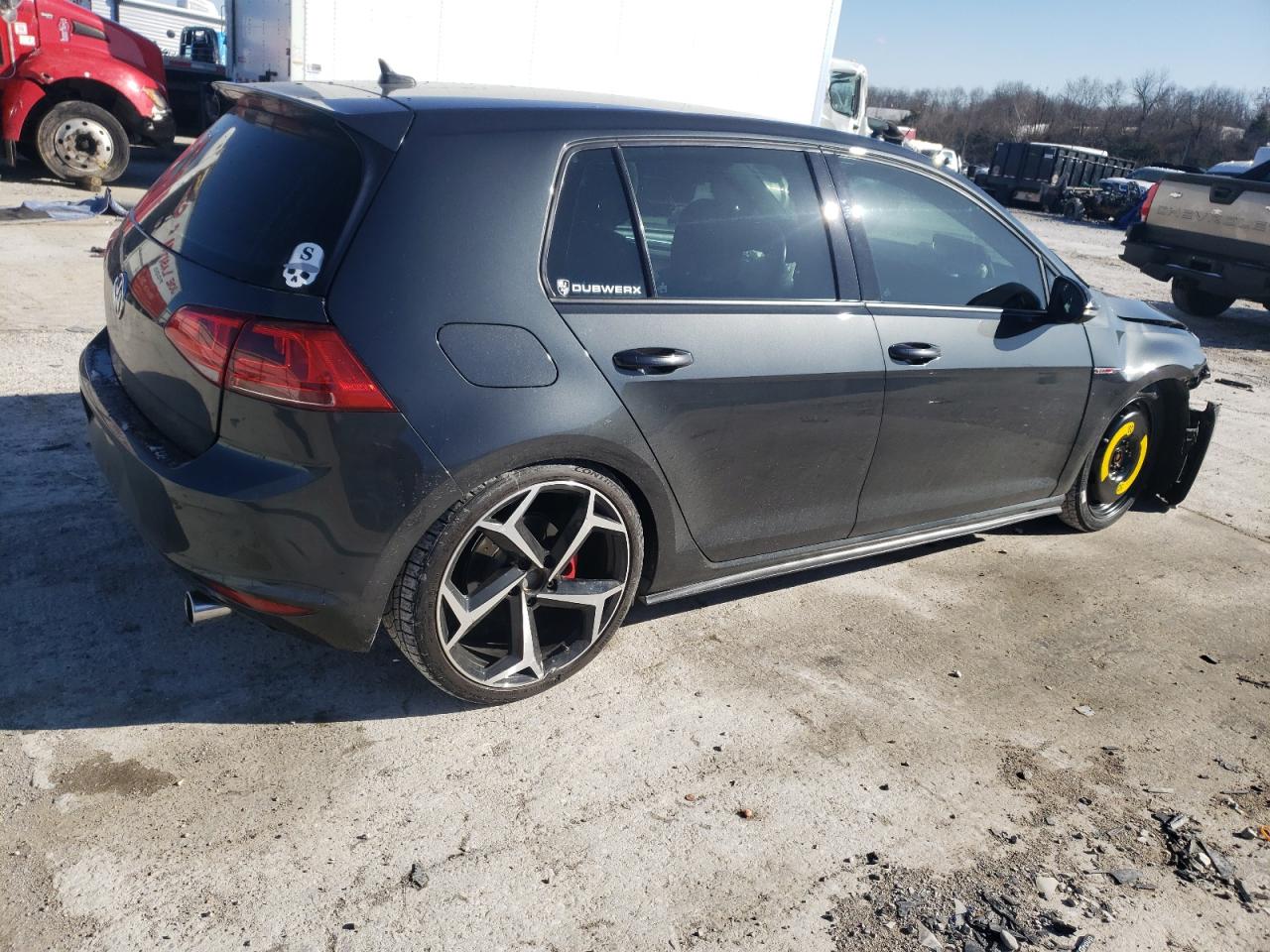 Image 3 of 2016 VOLKSWAGEN GTI S/SE 2016 with VIN 3VW5T7AU3GM055697
