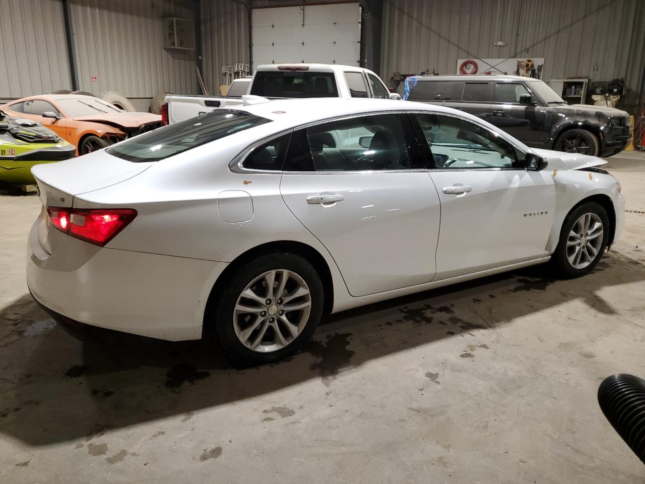 Изображение 3 Chevrolet Malibu Lt 2016 с VIN 1G1ZE5ST1GF187150