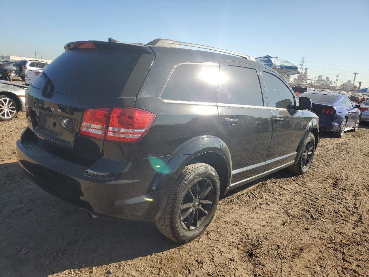 Image 3 of 2020 DODGE JOURNEY SE 2020 with VIN 3C4PDCAB4LT254466