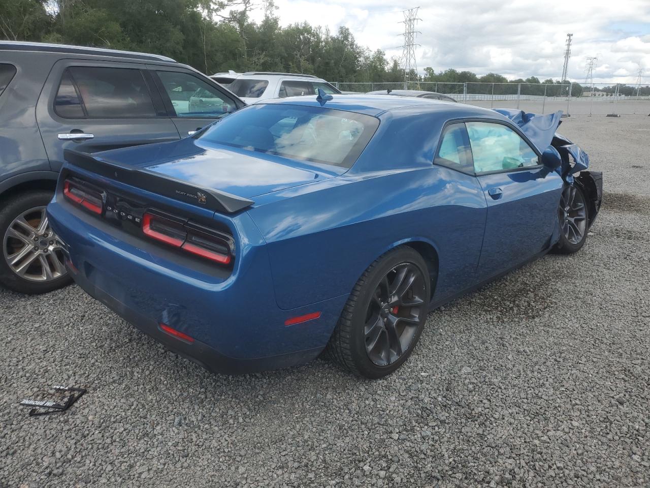 Image 3 of 2021 DODGE CHALLENGER R/T SCAT PACK 2021 with VIN 2C3CDZFJ4MH623973