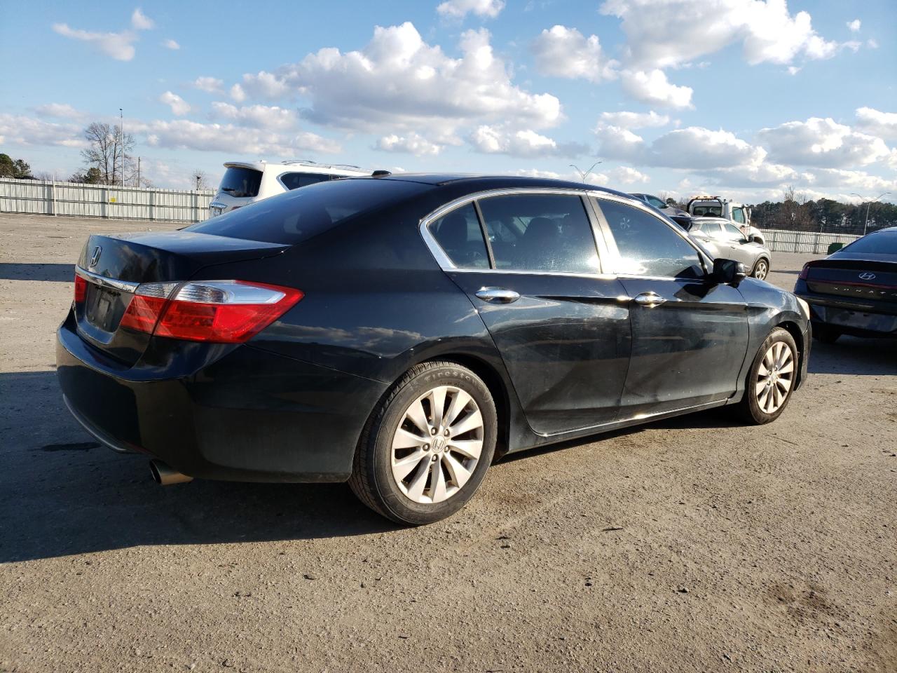 Image 3 of 2013 HONDA ACCORD EXL 2013 with VIN 1HGCR2F85DA170805