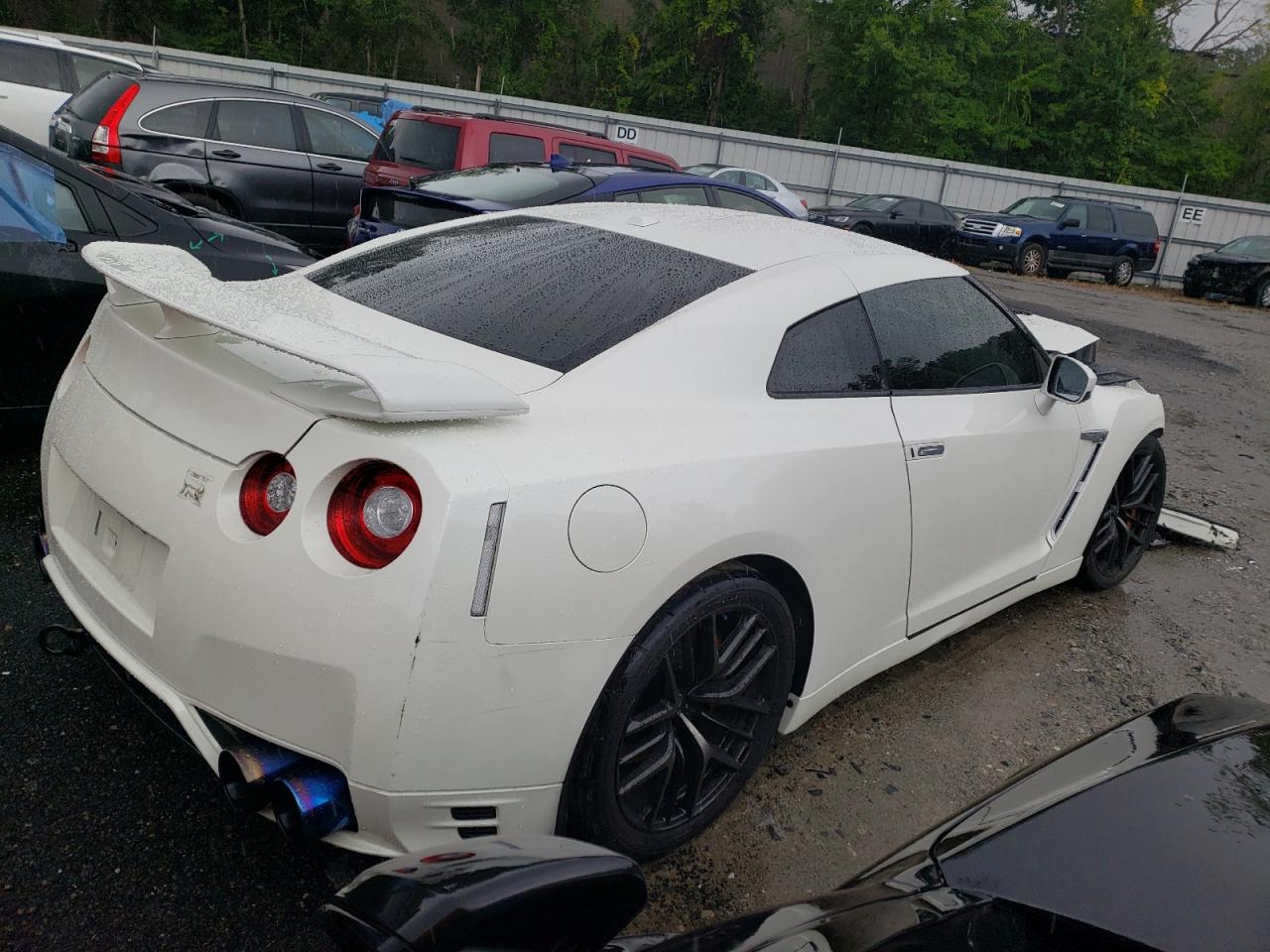 Изображение 3 2016 NISSAN GT-R PREMIUM 2016 с VIN JN1AR5EF4GM290897