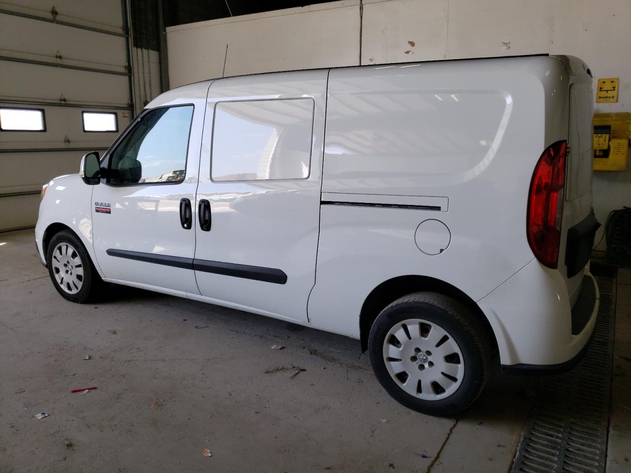 Obraz 2 z 2017 RAM PROMASTER CITY SLT 2017 z VIN ZFBERFBB7H6E78654
