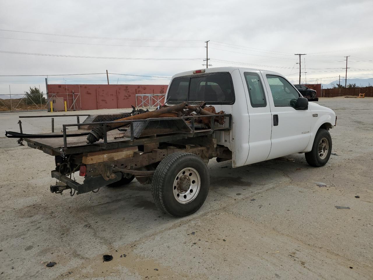 Image 3 of 1999 FORD F250 SUPER DUTY 1999 with VIN 1FTNX20F5XED54997