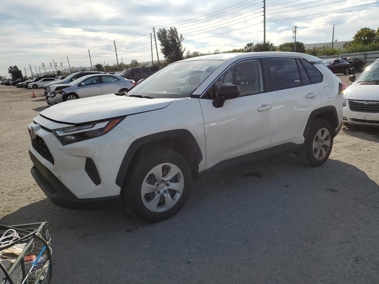 2023 TOYOTA RAV4 LE 2023 image
