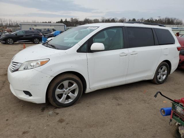 Изображение 1 2017 TOYOTA SIENNA LE 2017 с VIN 5TDKZ3DCXHS790436