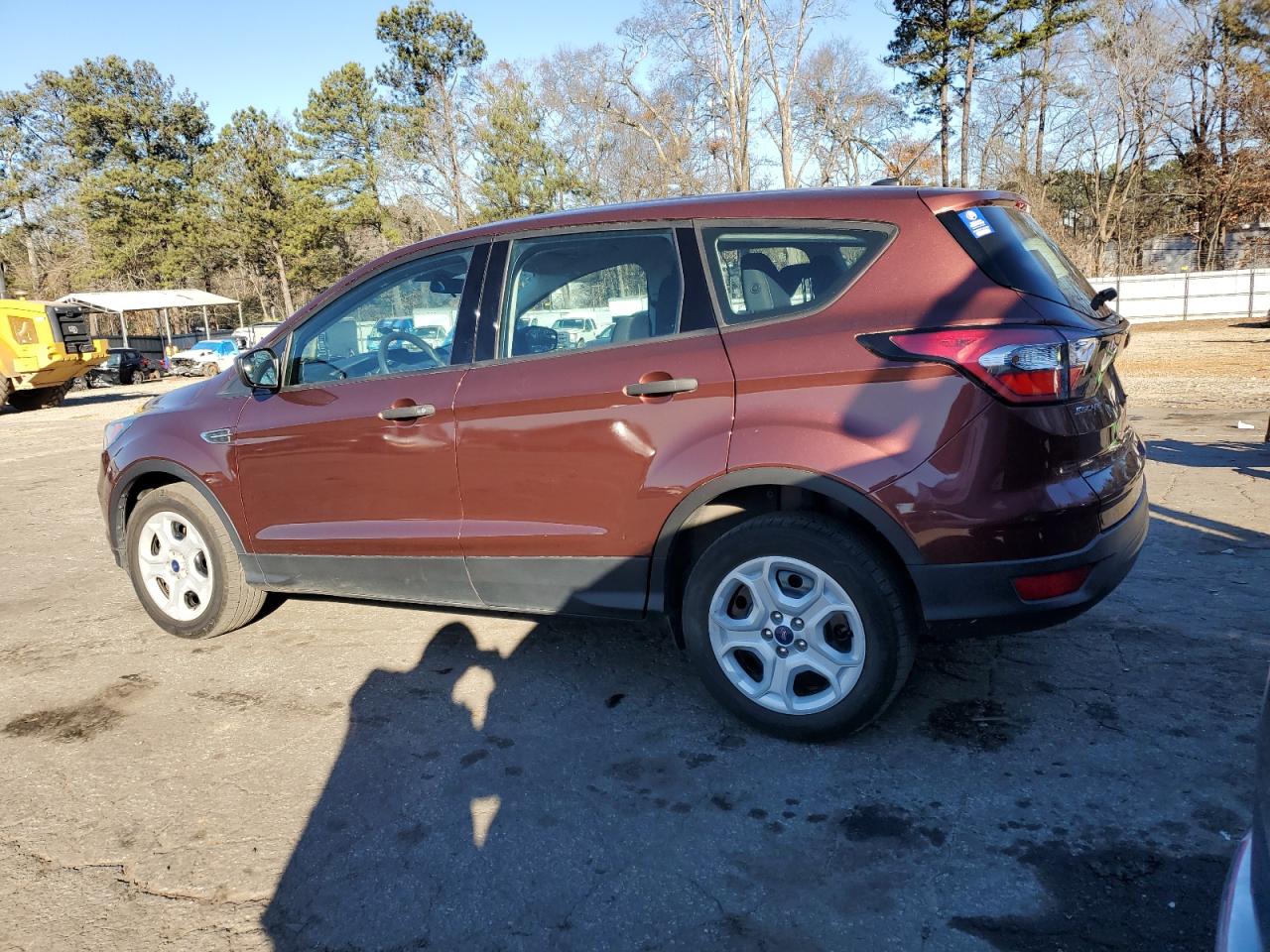 Obraz 2 z 2018 FORD ESCAPE S 2018 z VIN 1FMCU0F73JUB19494