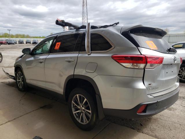 Image 2 of 2019 TOYOTA HIGHLANDER SE 2019 with VIN 5TDJZRFH5KS947854