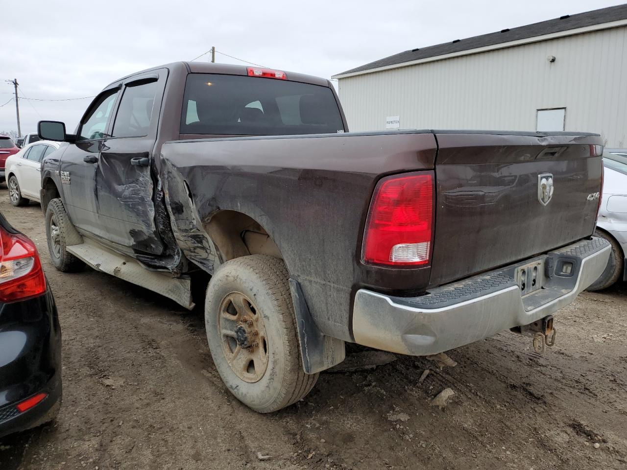 Изображение 2 2015 RAM 2500 ST 2015 с VIN 3C6TR5CT3FG586534