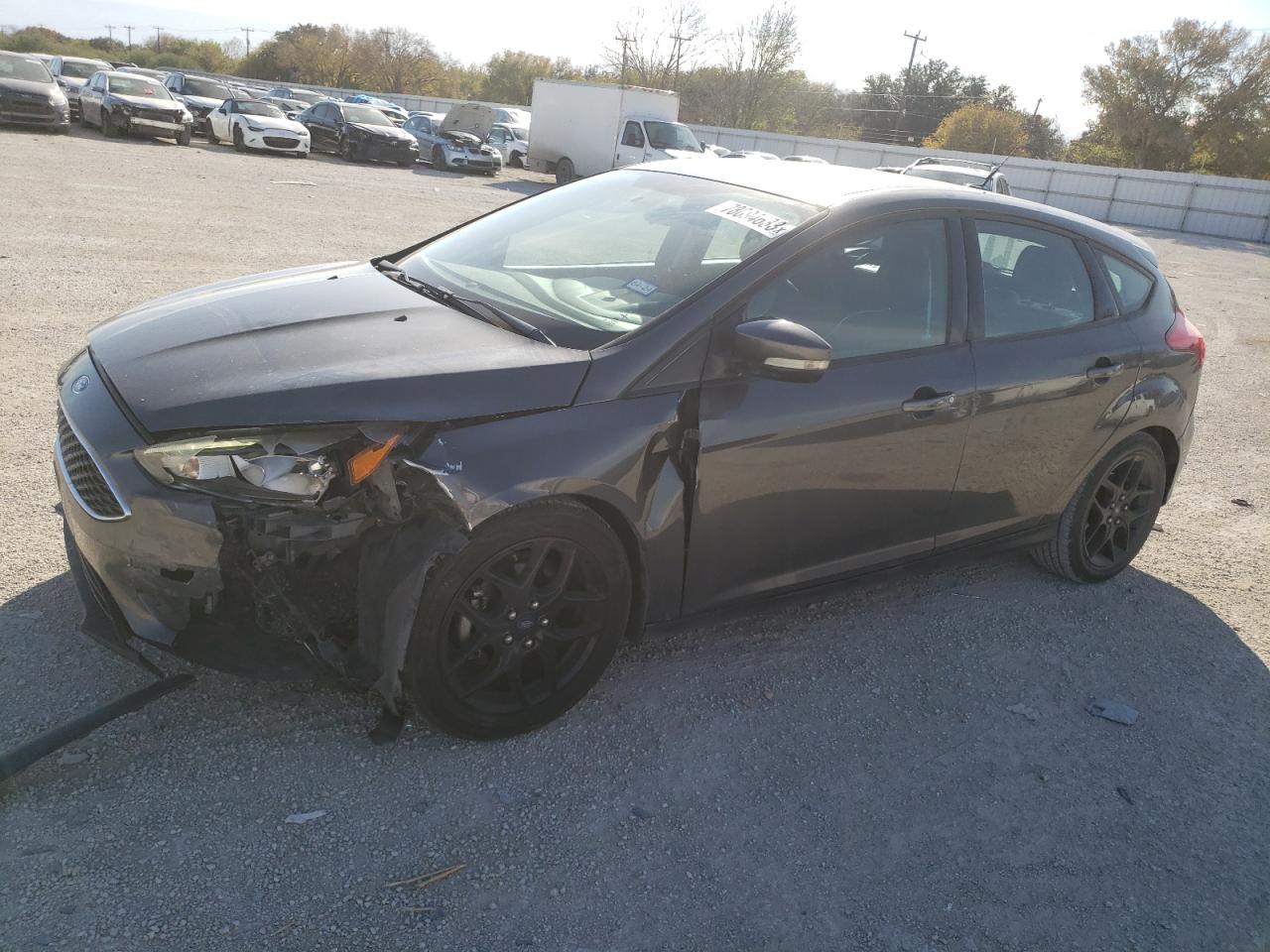 Image 1 of 2016 FORD FOCUS SE 2016 with VIN 1FADP3K20GL227474