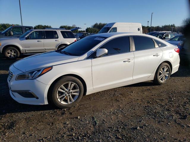 Obraz 1 z 2015 HYUNDAI SONATA SE 2015 z VIN 5NPE24AF6FH204551