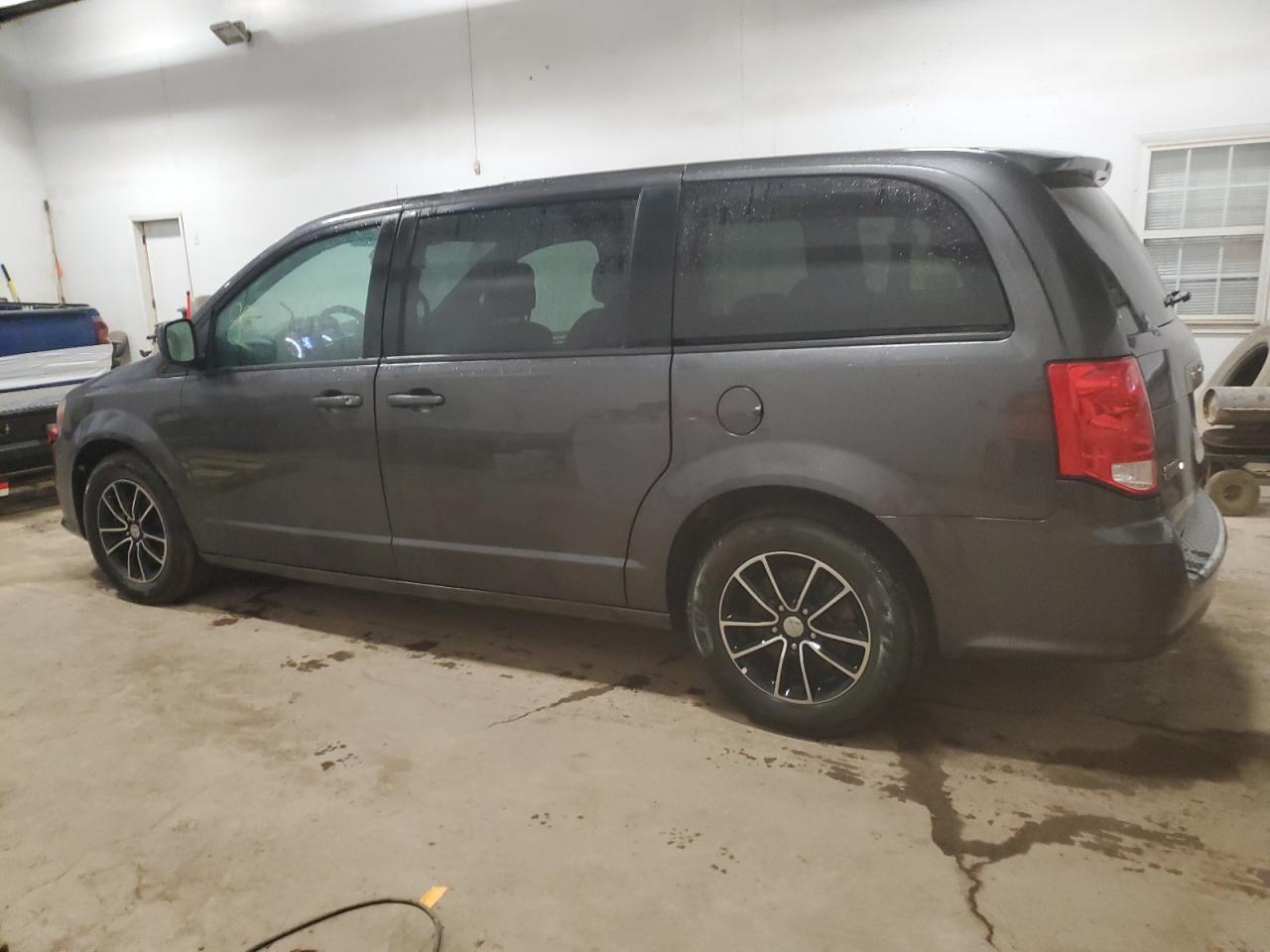 Image 2 of 2019 DODGE GRAND CARAVAN GT 2019 with VIN 2C4RDGEG0KR567926