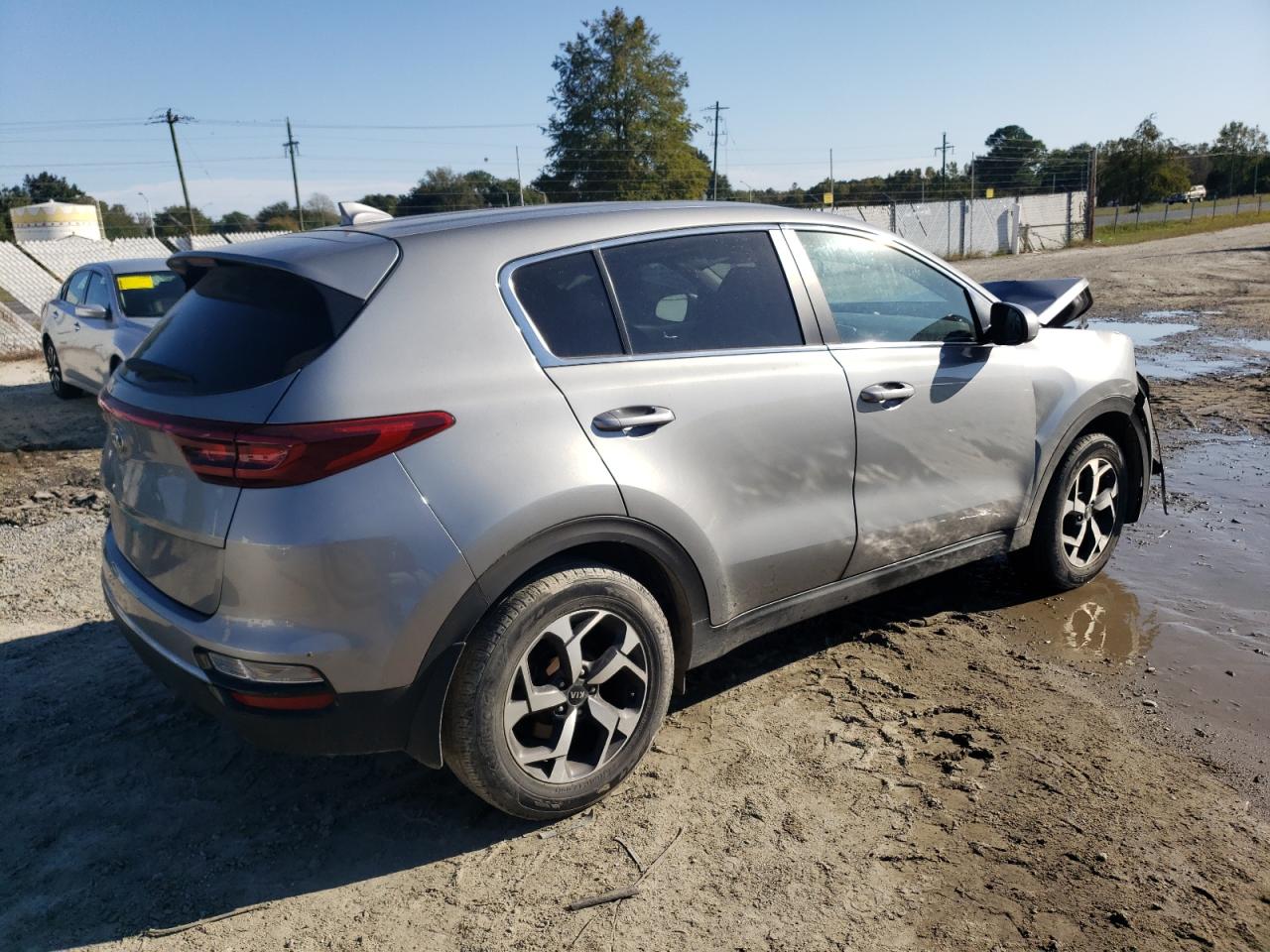 Image 3 of 2020 KIA SPORTAGE LX 2020 with VIN KNDPM3AC6L7823816