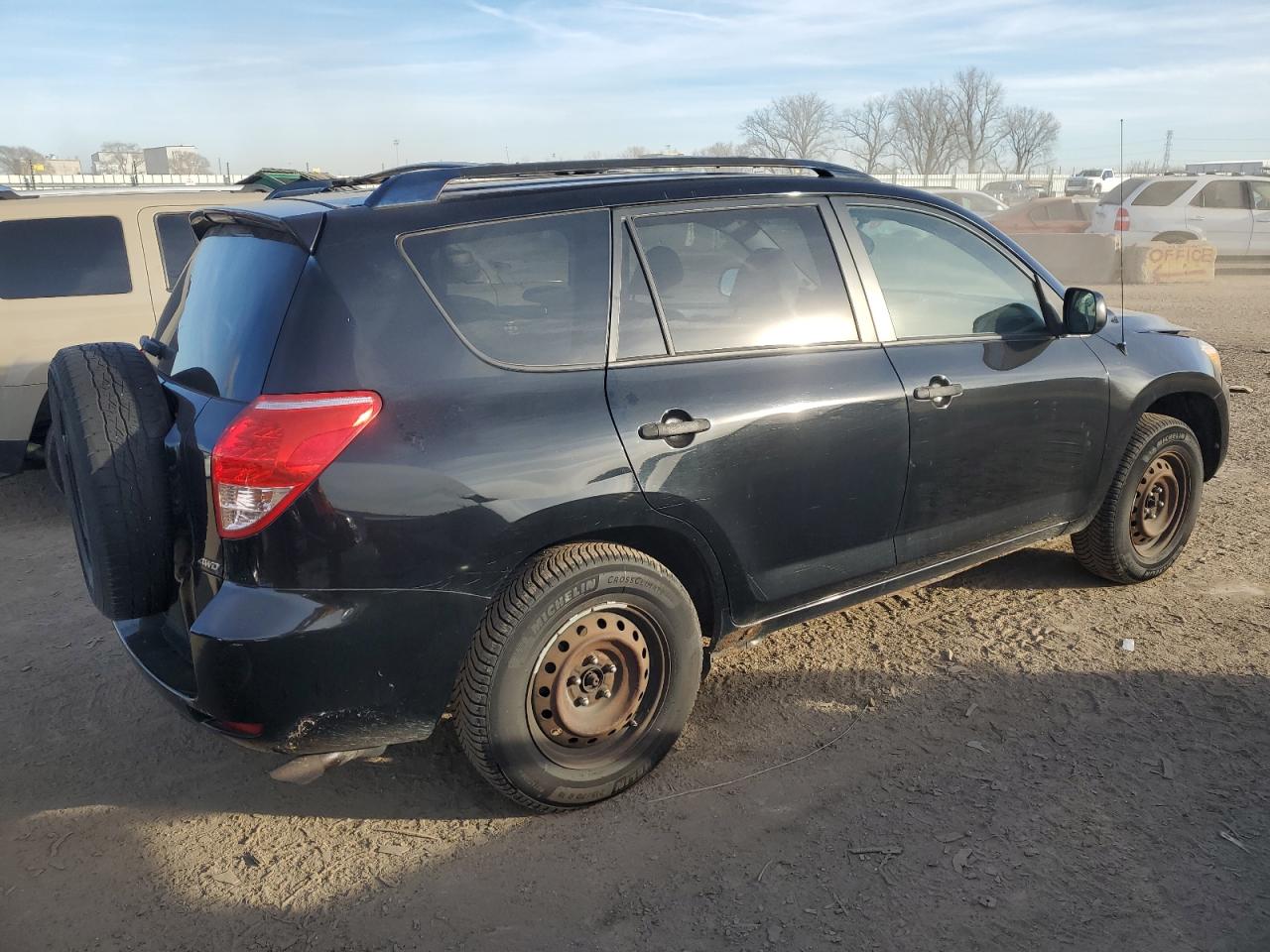 Obraz 3 z 2007 TOYOTA RAV4  2007 z VIN JTMBD33V276043235