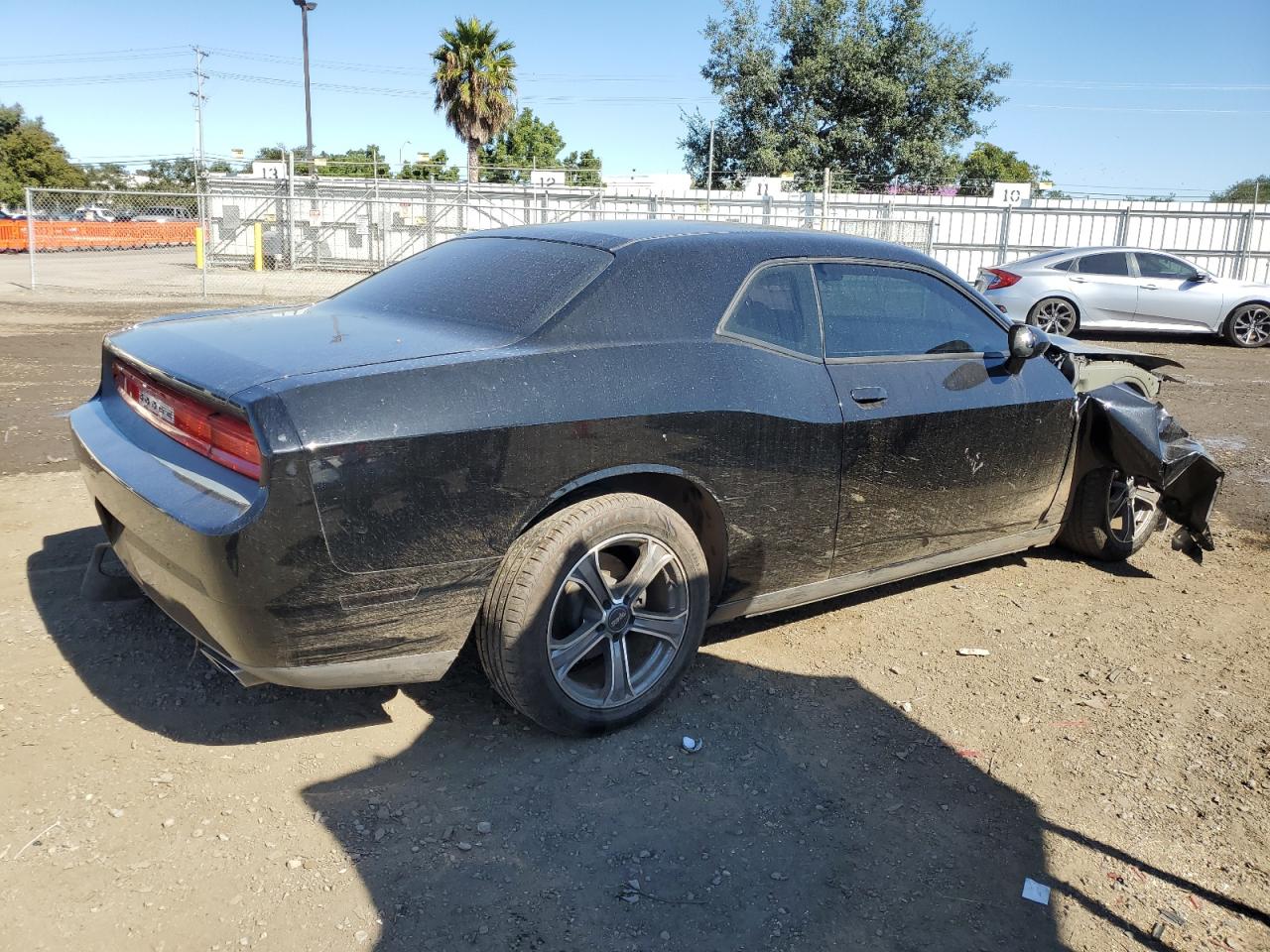 Image 3 of 2014 DODGE CHALLENGER SXT 2014 with VIN 2C3CDYAG1EH294592
