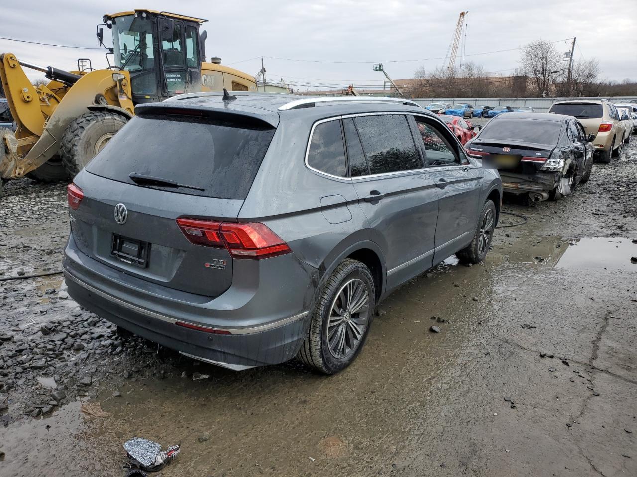 Изображение 3 2018 VOLKSWAGEN TIGUAN SE 2018 с VIN 3VV2B7AXXJM158028