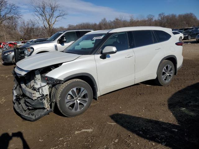 2022 TOYOTA HIGHLANDER XLE 2022 image