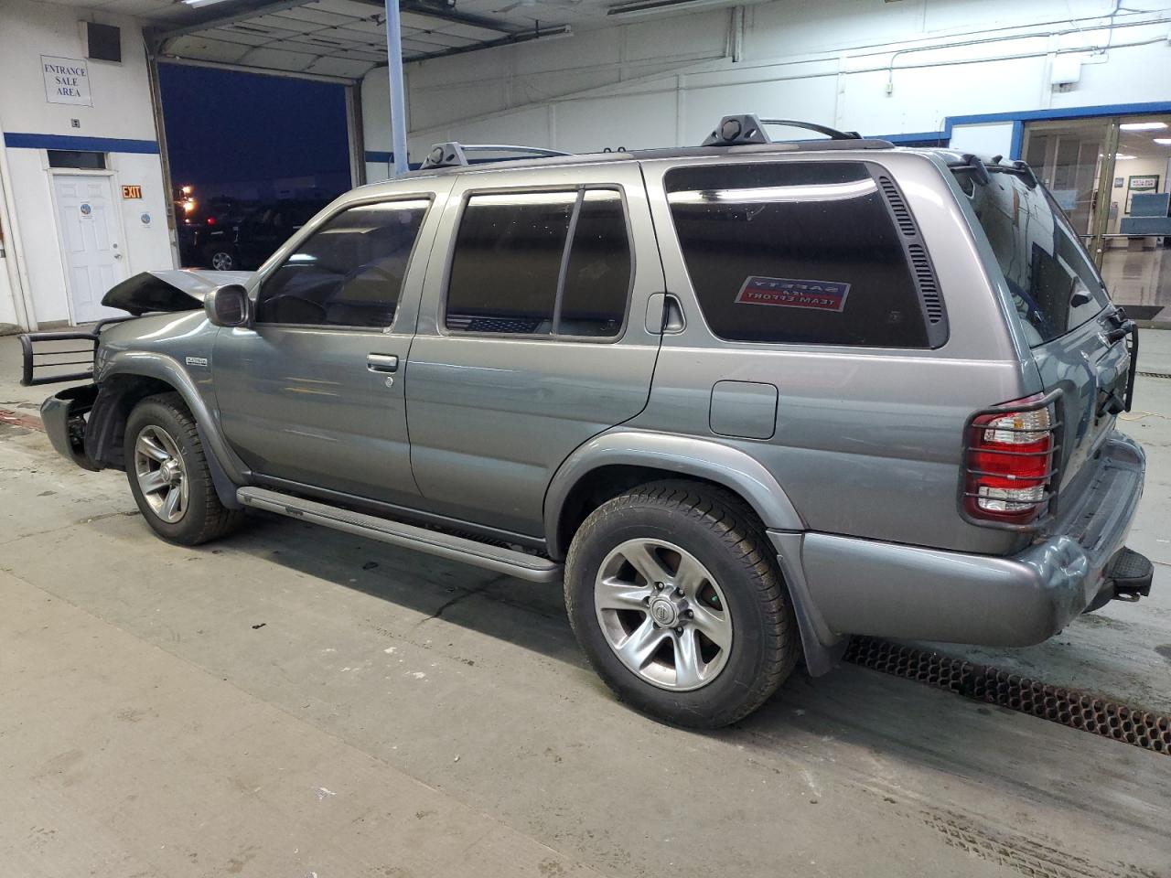 Obraz 2 z 2004 NISSAN PATHFINDER LE 2004 z VIN JN8DR09Y24W922048