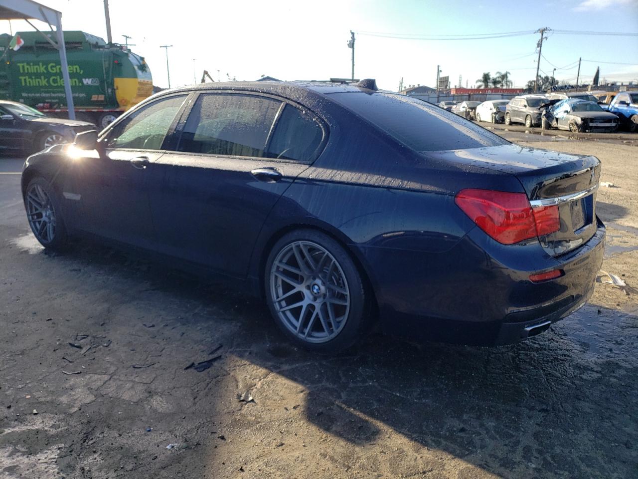Изображение 2 2011 BMW 750 LI 2011 с VIN WBAKB8C55BCY66266