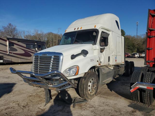 Image 2 of 2015 FREIGHTLINER CASCADIA 125  2015 with VIN 3AKJGLD50FSGG5331