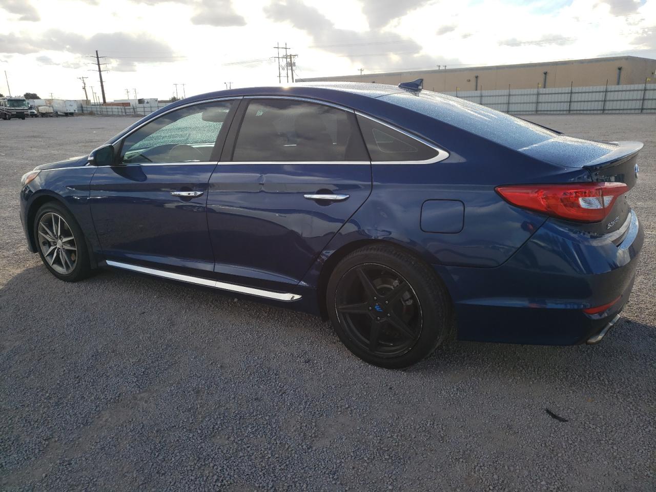 Obraz 2 z 2016 HYUNDAI SONATA SPORT 2016 z VIN 5NPE34AB3GH402872
