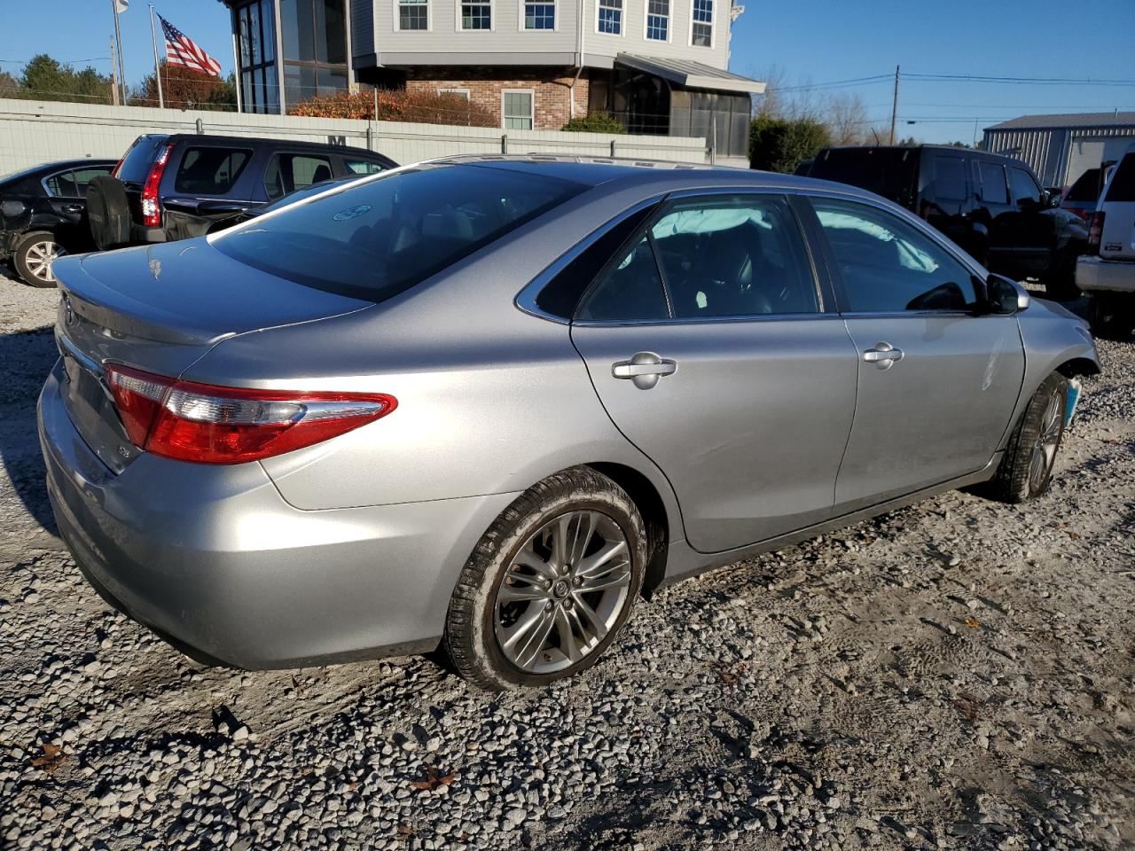 Obraz 3 z 2017 TOYOTA CAMRY LE 2017 z VIN 4T1BF1FK0HU387543