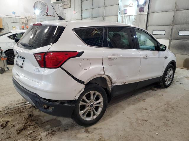 Image 3 of 2019 FORD ESCAPE SE 2019 with VIN 1FMCU0GD0KUB26957