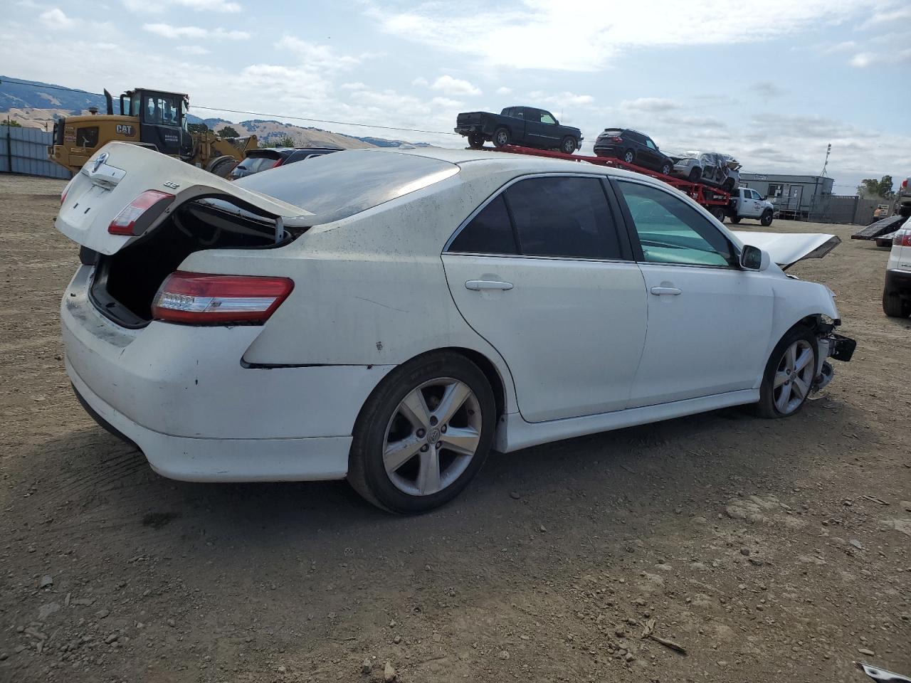 Image 3 of 2010 TOYOTA CAMRY BASE 2010 with VIN 4T1BF3EK7AU535173