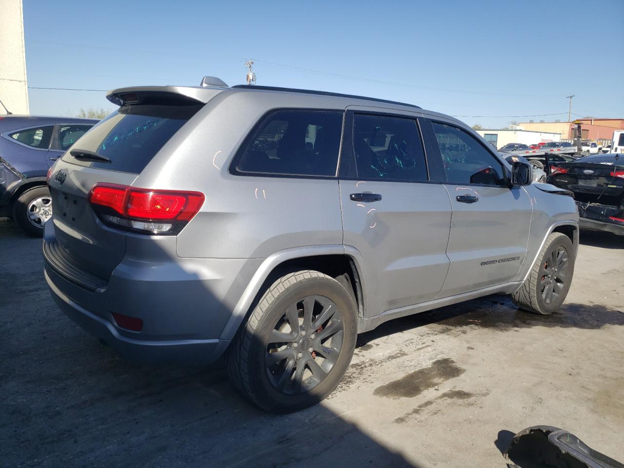 Obraz 3 z 2019 JEEP GRAND CHEROKEE LAREDO 2019 z VIN 1C4RJEAG5KC572180