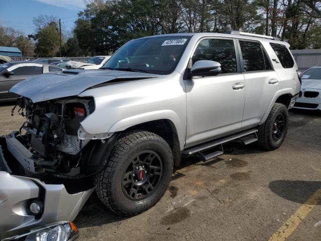 Obraz 1 z 2018 TOYOTA 4RUNNER SR5/SR5 PREMIUM 2018 z VIN JTEBU5JR5J5546381