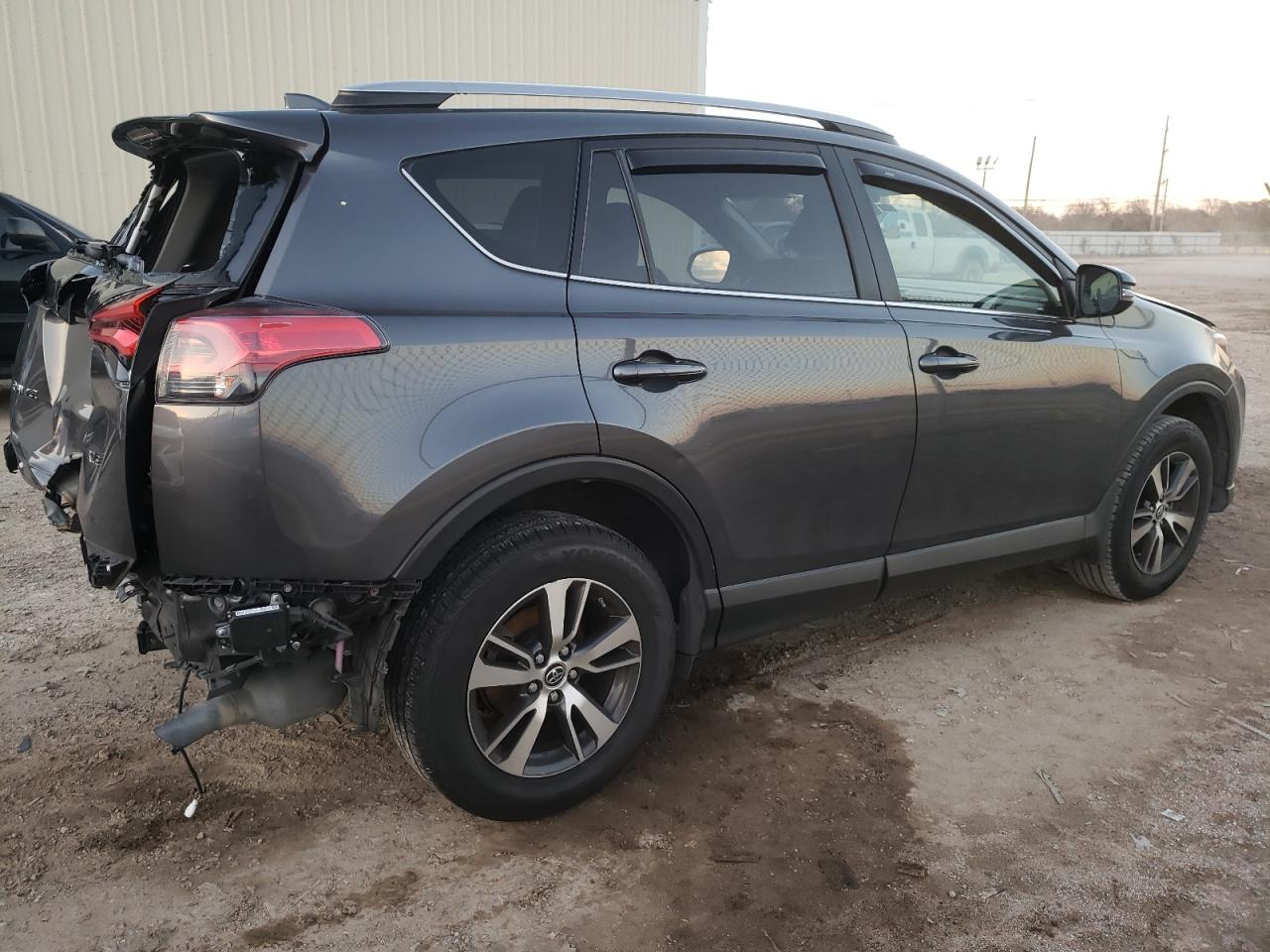 Image 3 of 2018 TOYOTA RAV4 ADVENTURE 2018 with VIN JTMWFREV2JD110219