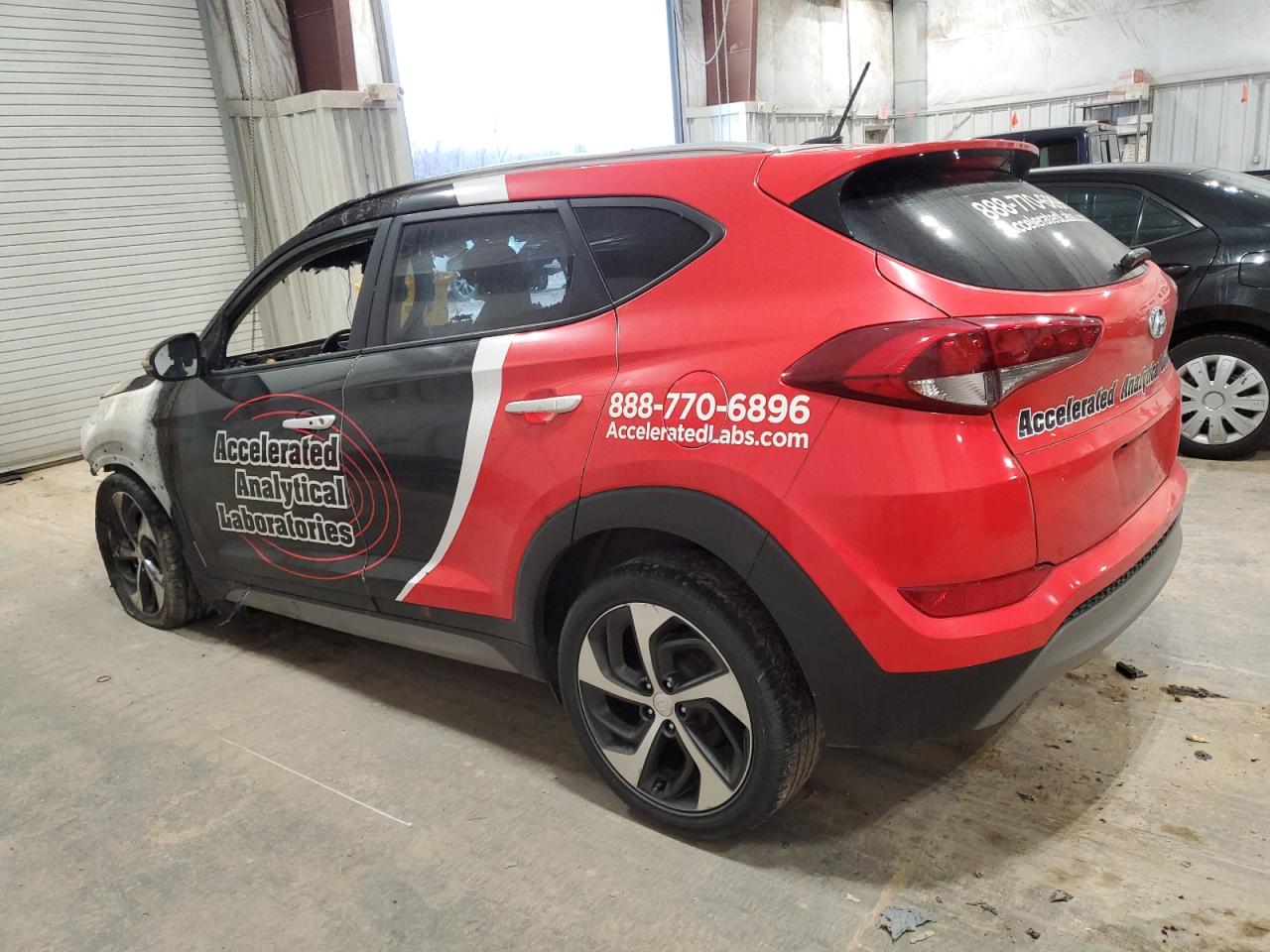 Image 2 of 2017 HYUNDAI TUCSON LIMITED 2017 with VIN KM8J3CA22HU592496