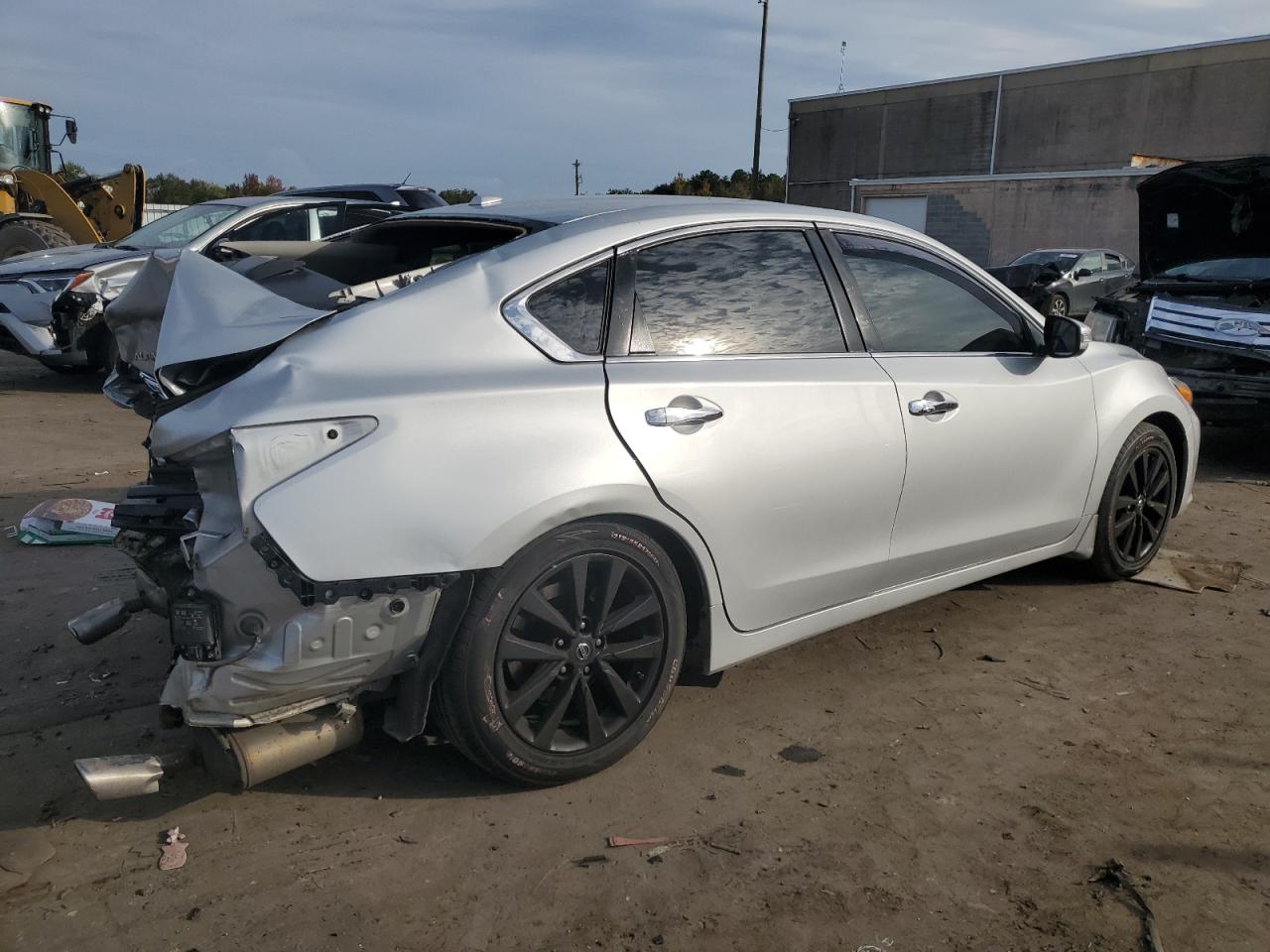 Obraz 3 z 2017 NISSAN ALTIMA 2.5 2017 z VIN 1N4AL3AP8HC221614