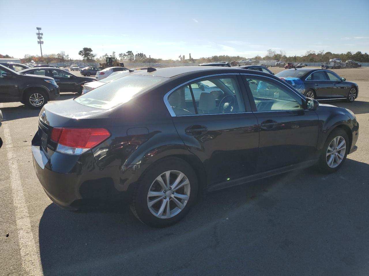 Изображение 3 2014 SUBARU LEGACY 2.5I PREMIUM 2014 с VIN 4S3BMBC63E3015106