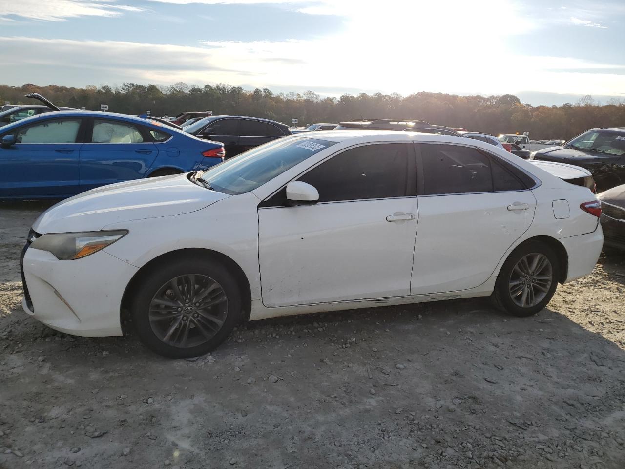 Image 1 of 2015 TOYOTA CAMRY LE 2015 with VIN 4T1BF1FK6FU046175