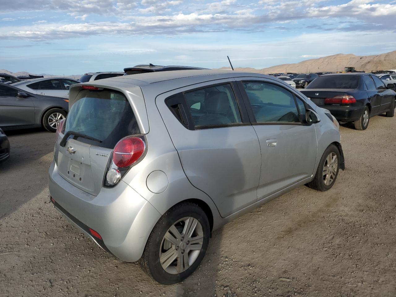 Image 3 of 2014 CHEVROLET SPARK 1LT 2014 with VIN KL8CD6S94EC534939