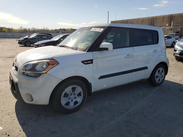 Изображение 1 2013 KIA SOUL  2013 с VIN KNDJT2A58D7520378