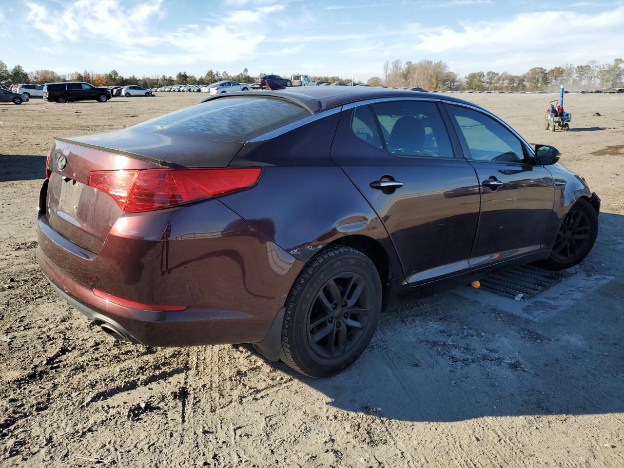 Изображение 3 2013 KIA OPTIMA LX 2013 с VIN 5XXGM4A7XDG236729